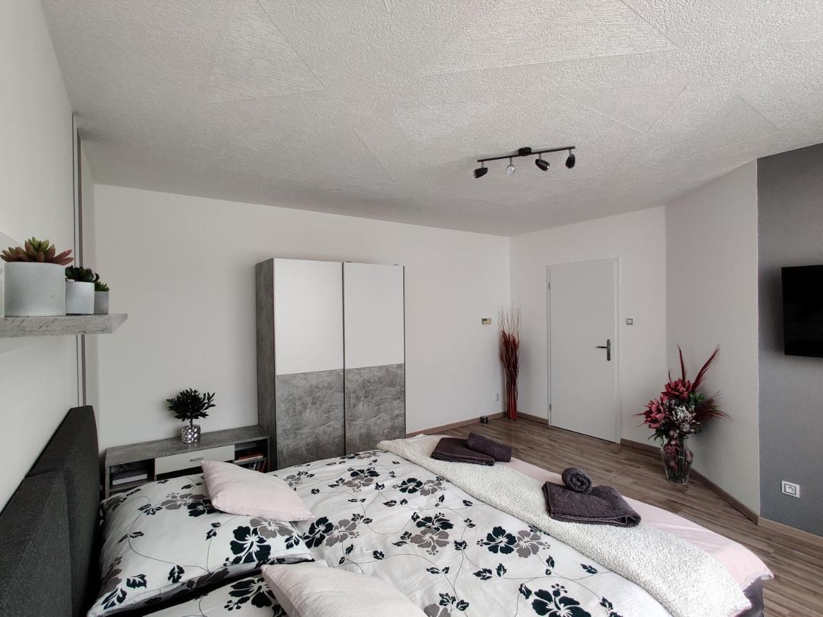 Apartmany V Nasem Olomouc Luaran gambar